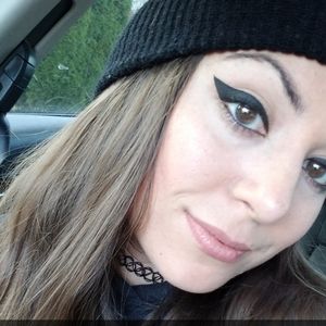 Meet your Posher, Sky